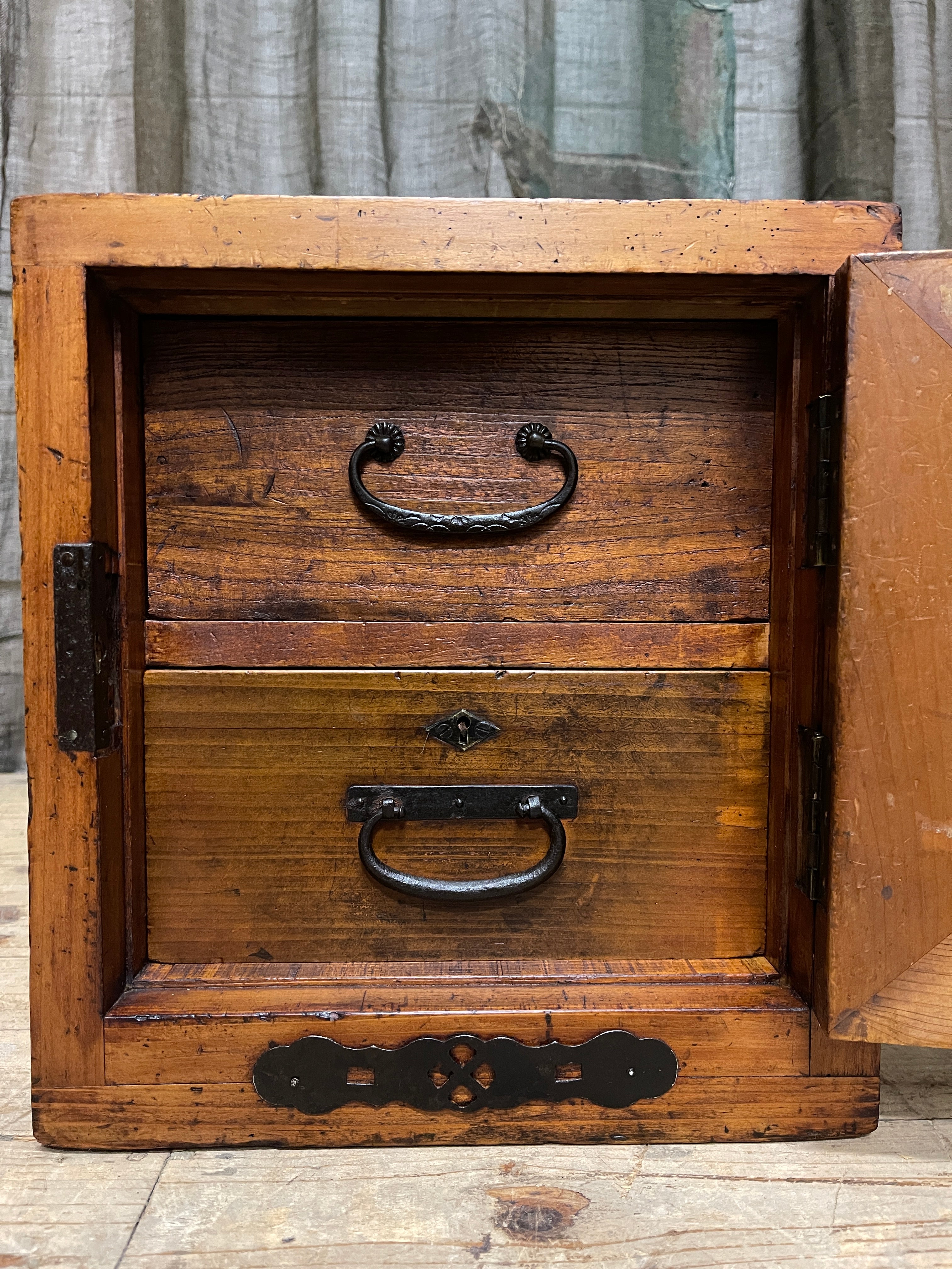 Funa Dansu, Japanese Ships Chest - Cypress | Meiji