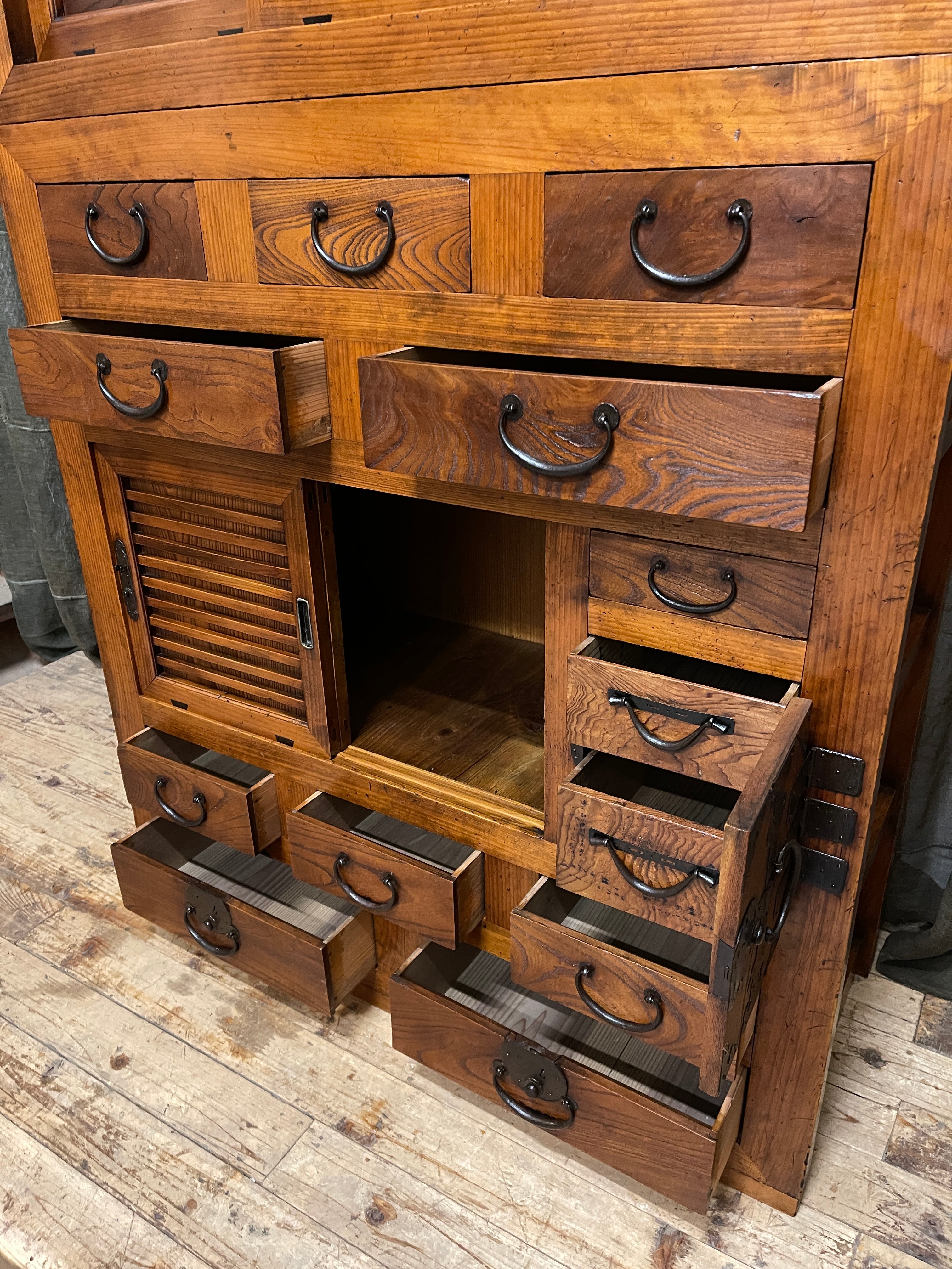 Japanese Mizuya, Kitchen Cabinet - Cedar & Cypress & Elm | Meiji