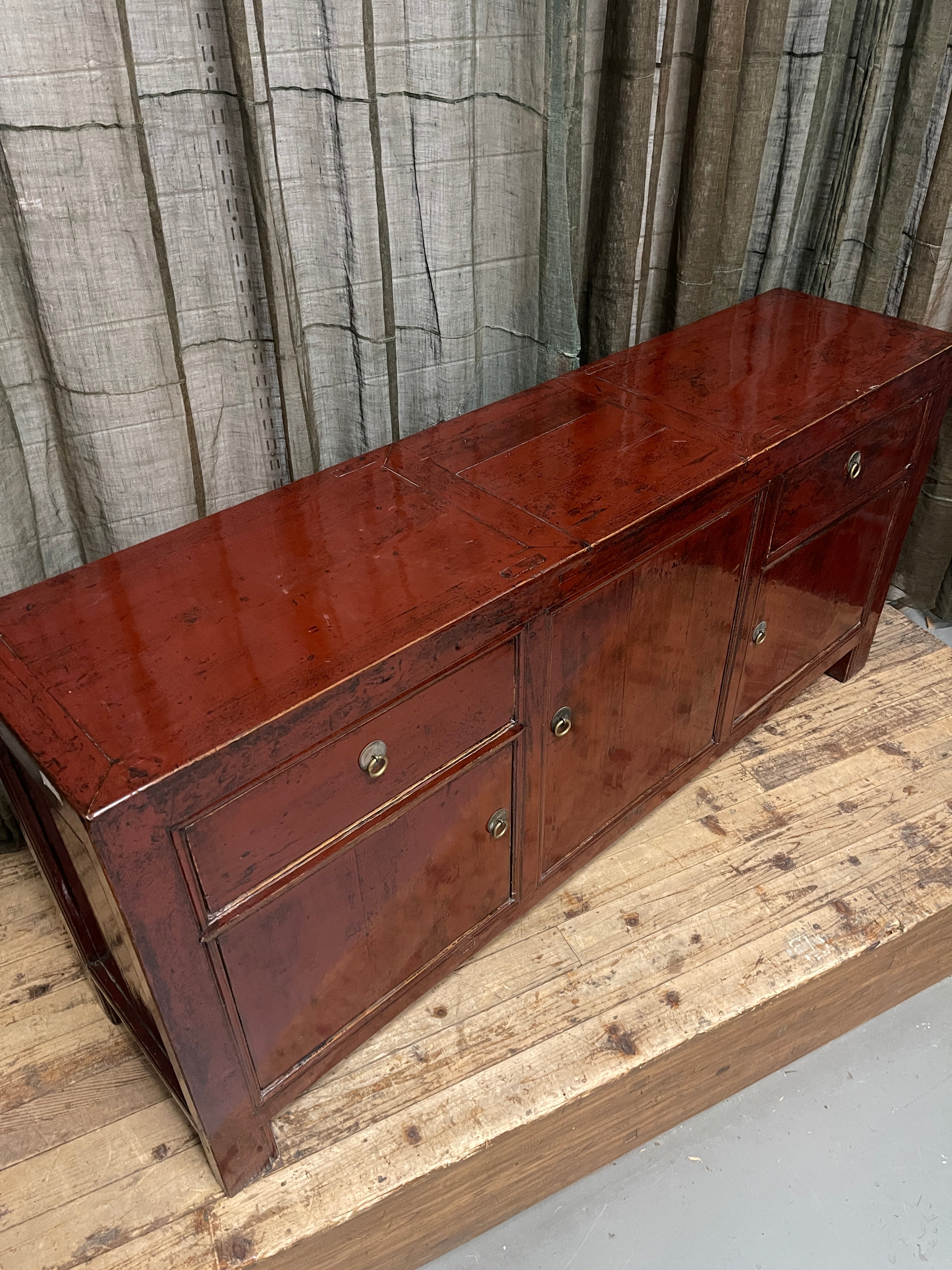 Antique Chinese Red Lacquered Sideboard - Early 20th Century