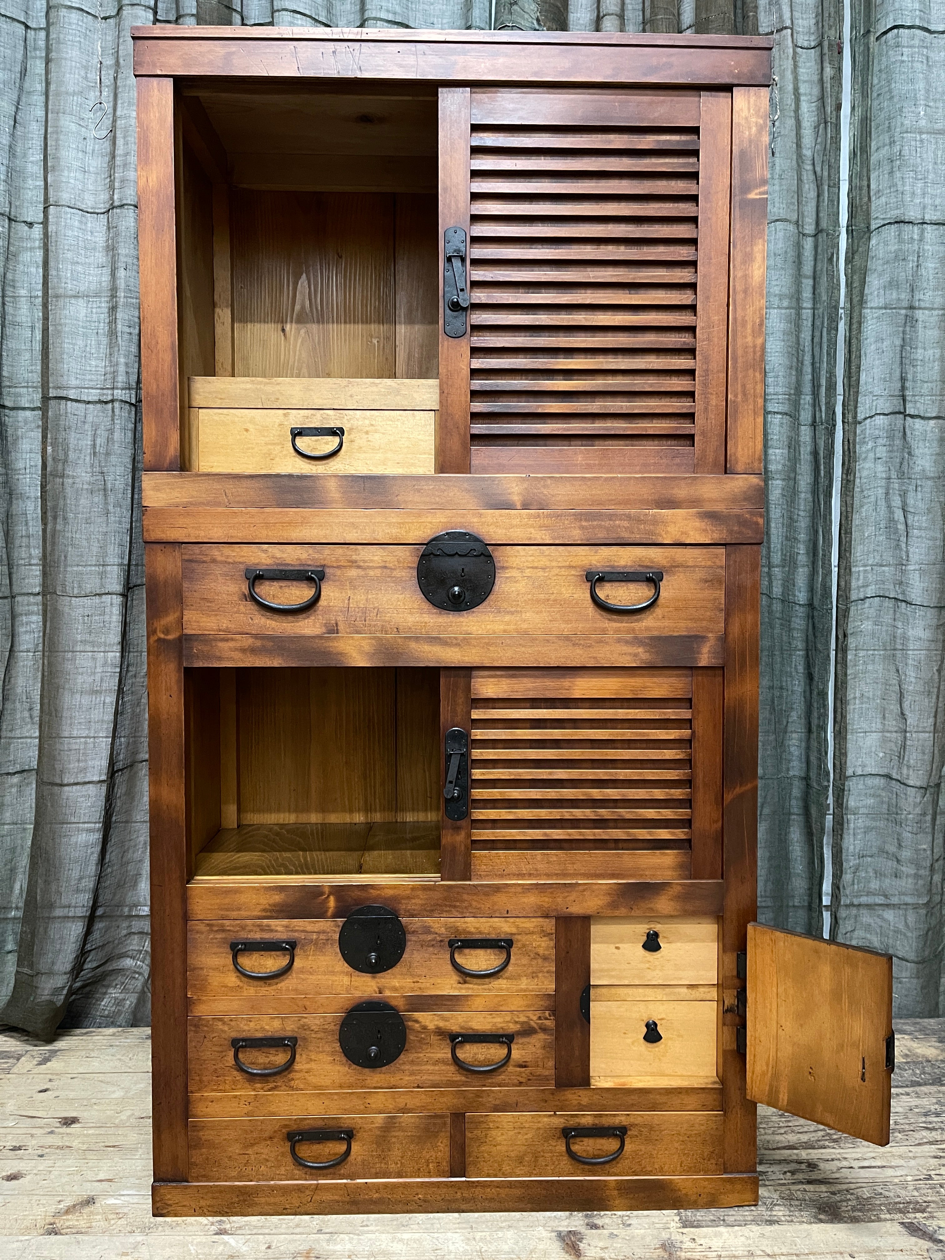 Japanese Choba Dansu, Merchant’s Chest – Cedar & Cypress | Meiji