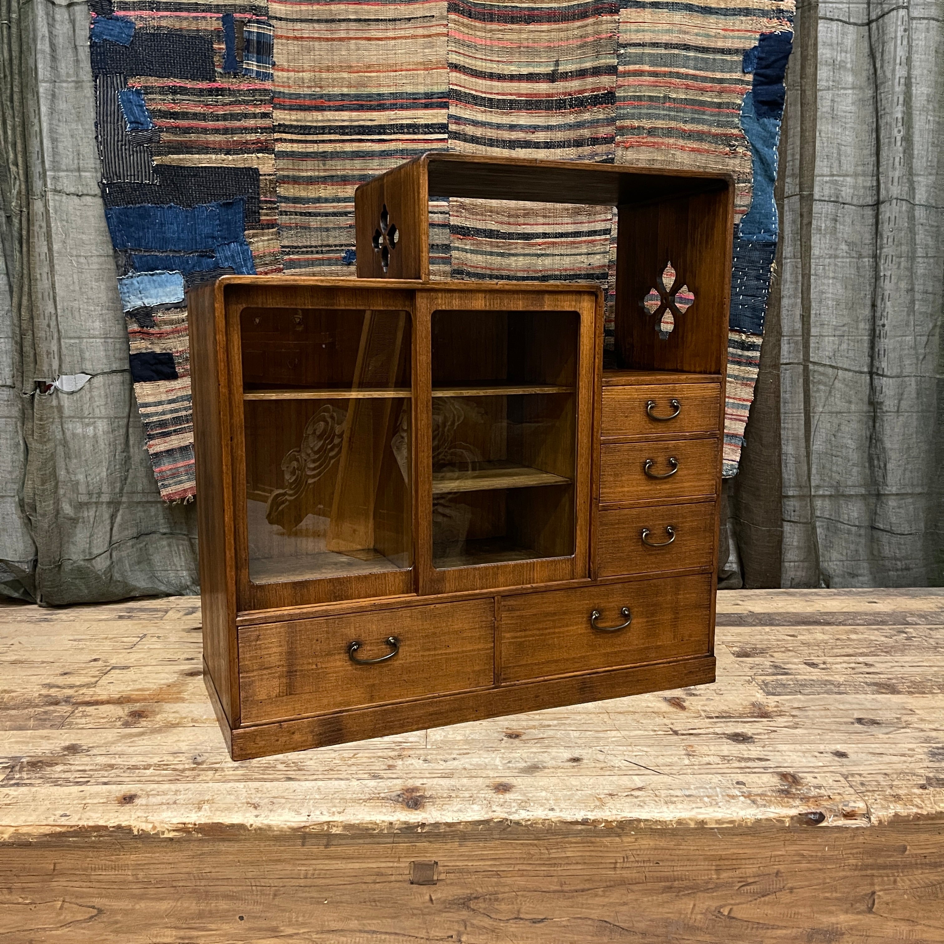 Kazari Dana, Japanese Display Cabinet - Paulownia | c.1950