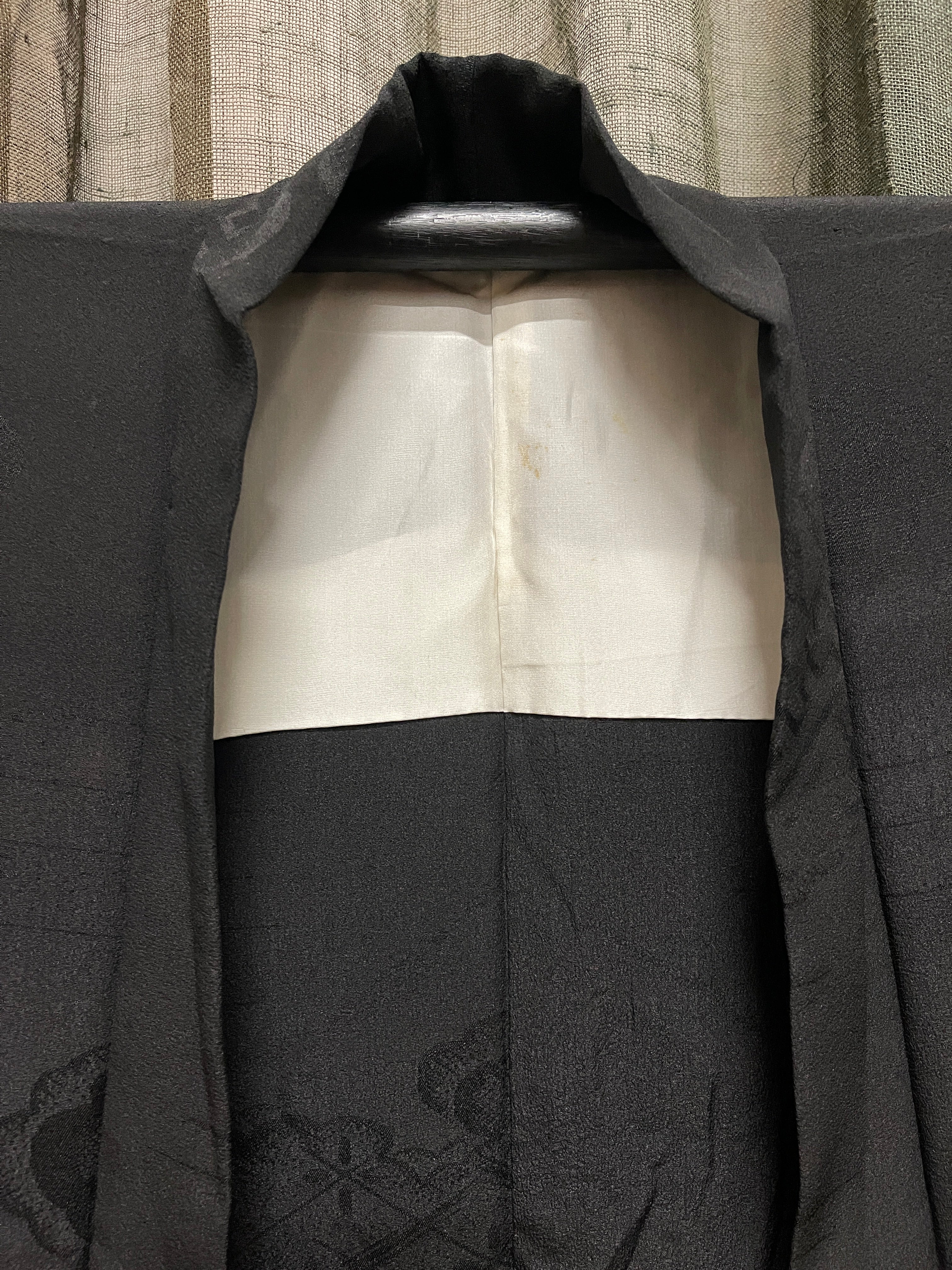 Japanese Haori-Kimono Silk Jacket - Plain Black