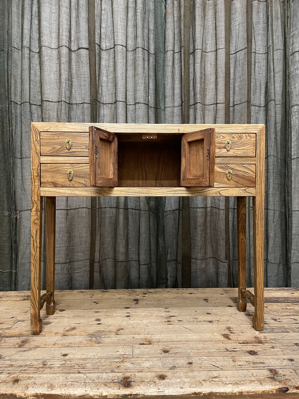 Provincial Style Chinese Hall Table | Elm