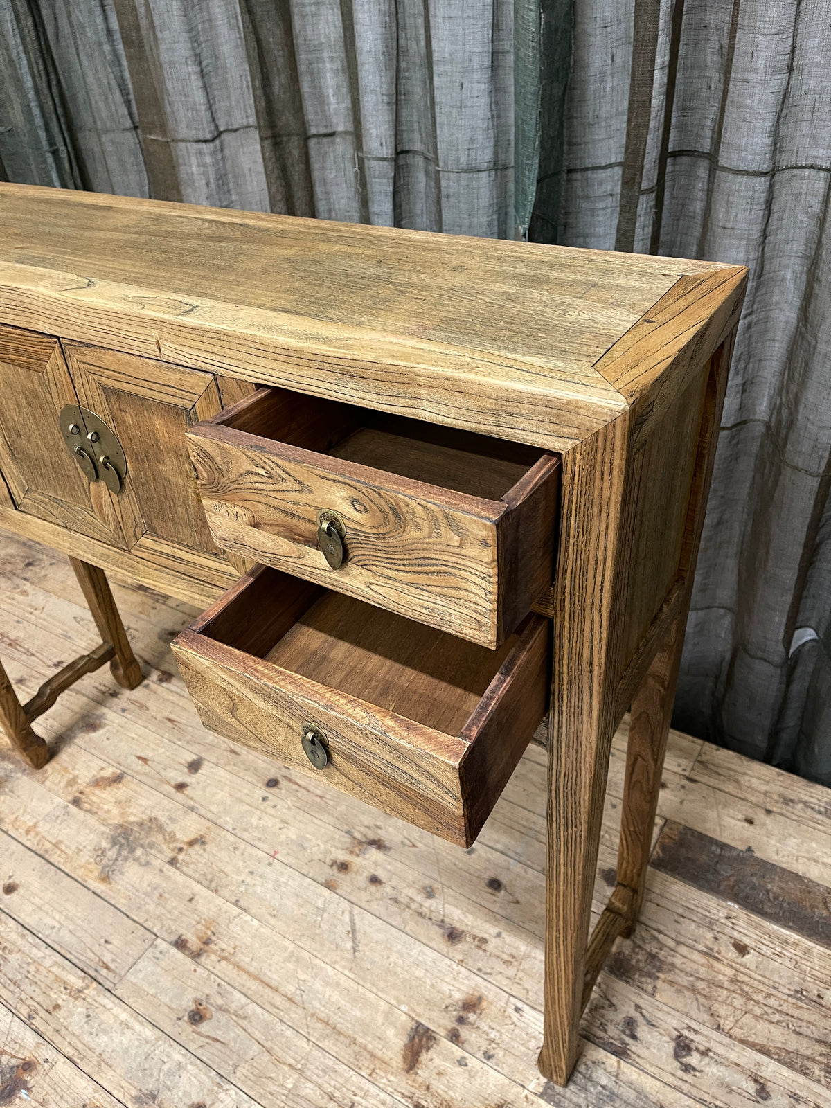 Provincial Style Chinese Hall Table | Elm