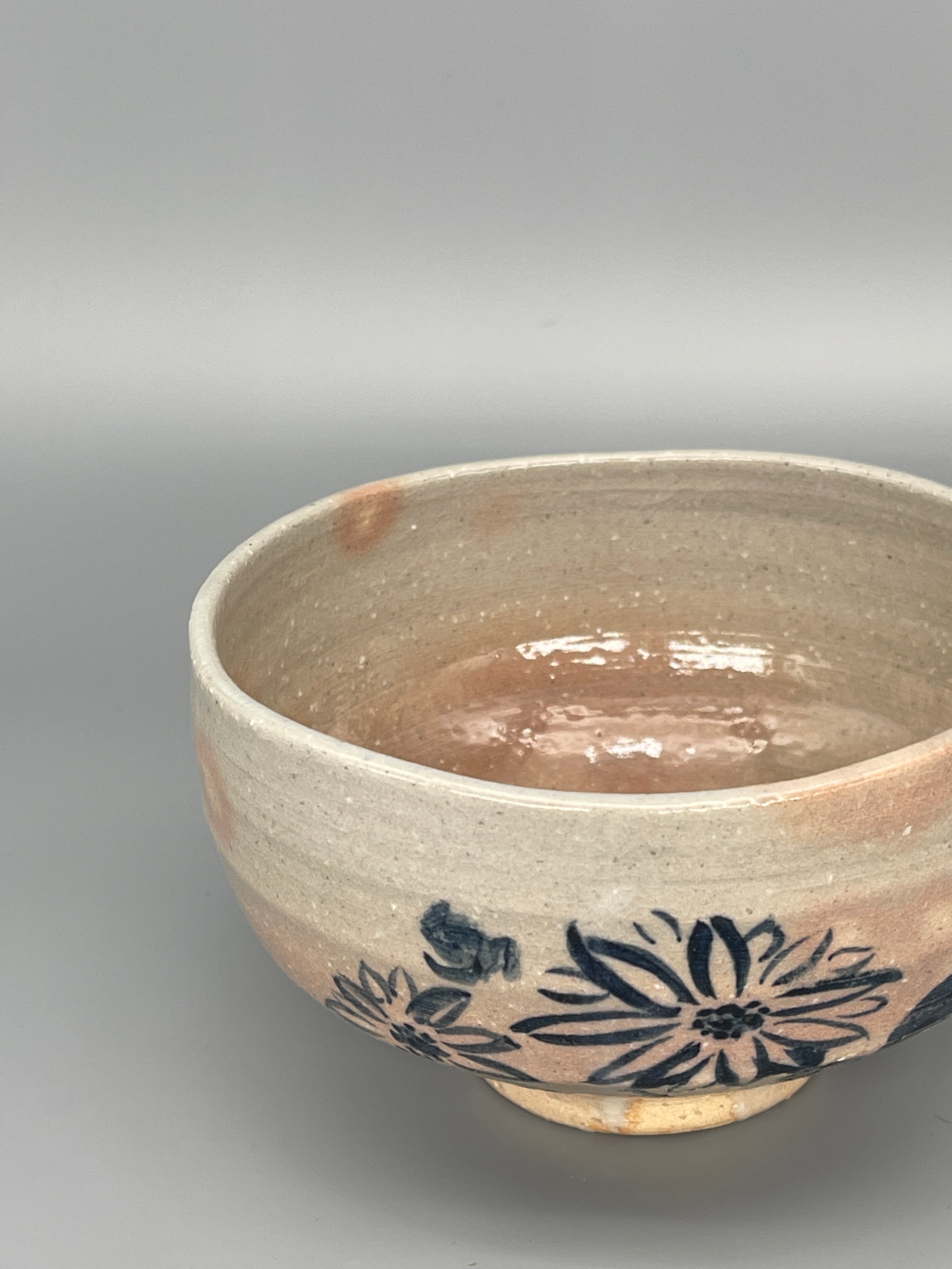 Vintage Japanese Matcha Bowl, Chawan - Floral Motif