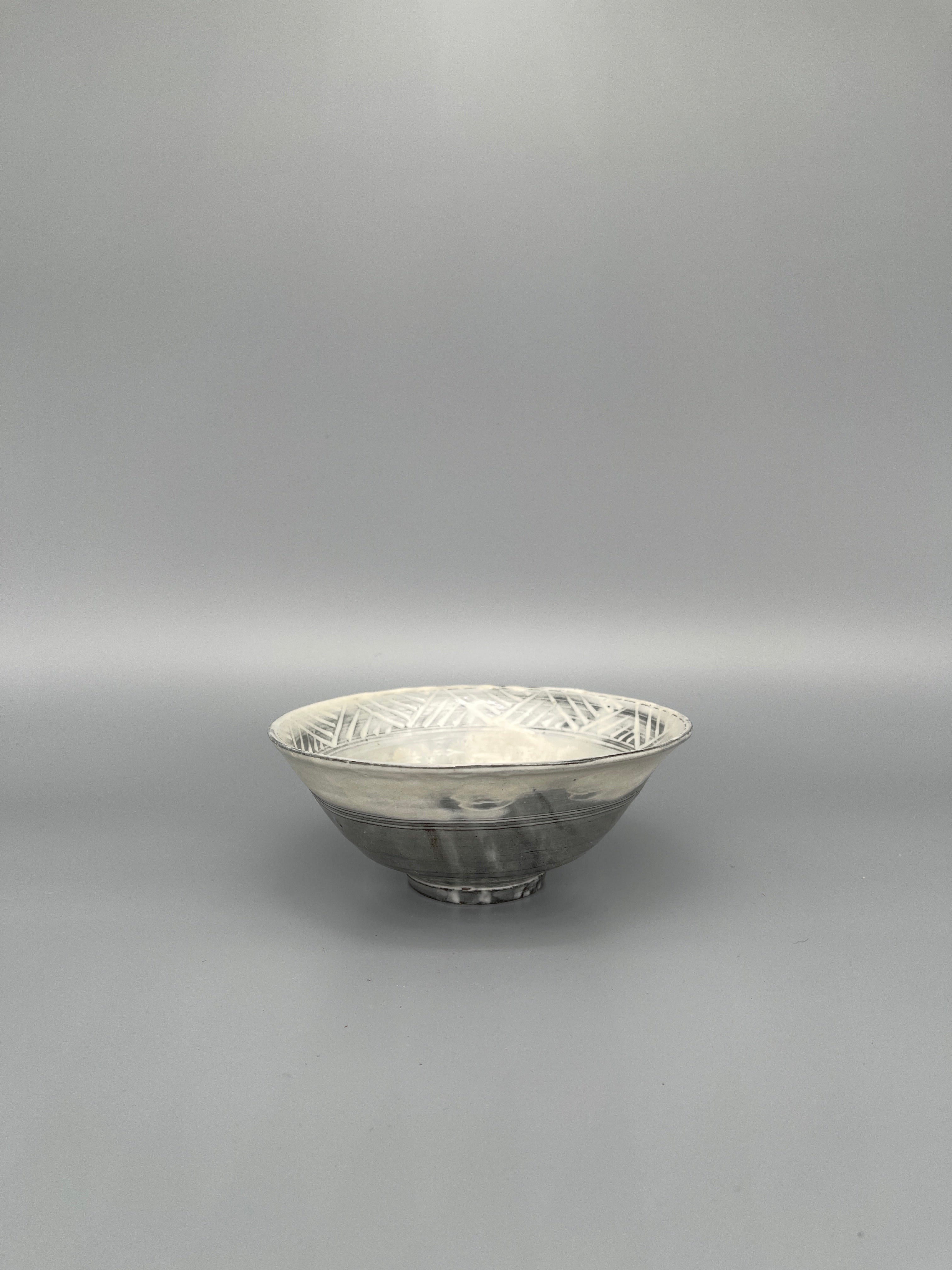 Vintage Japanese Matcha Bowl, Chawan - Pale Blue & White