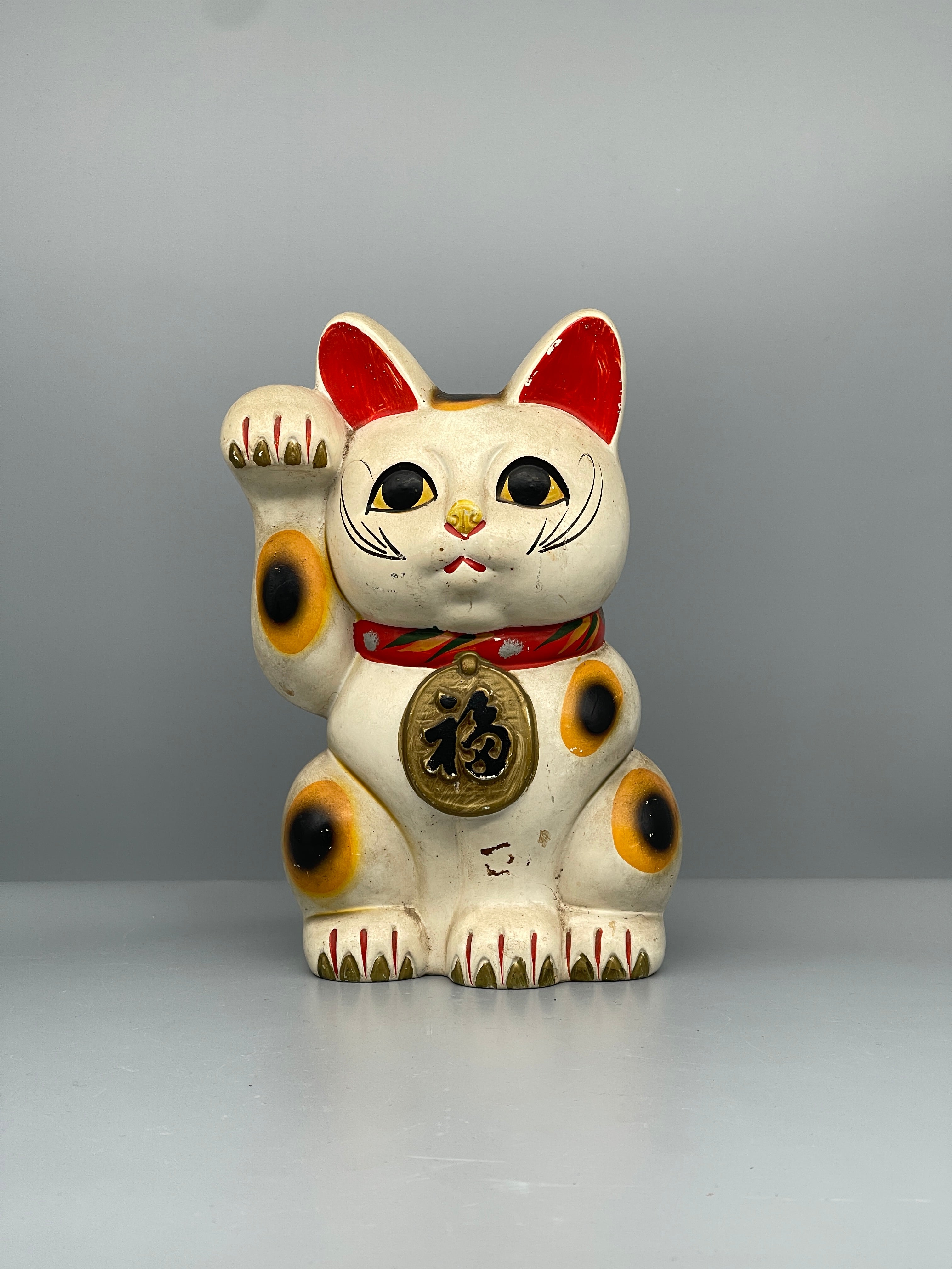 Small Vintage Japanese Ceramic Maneki Neko Money Box