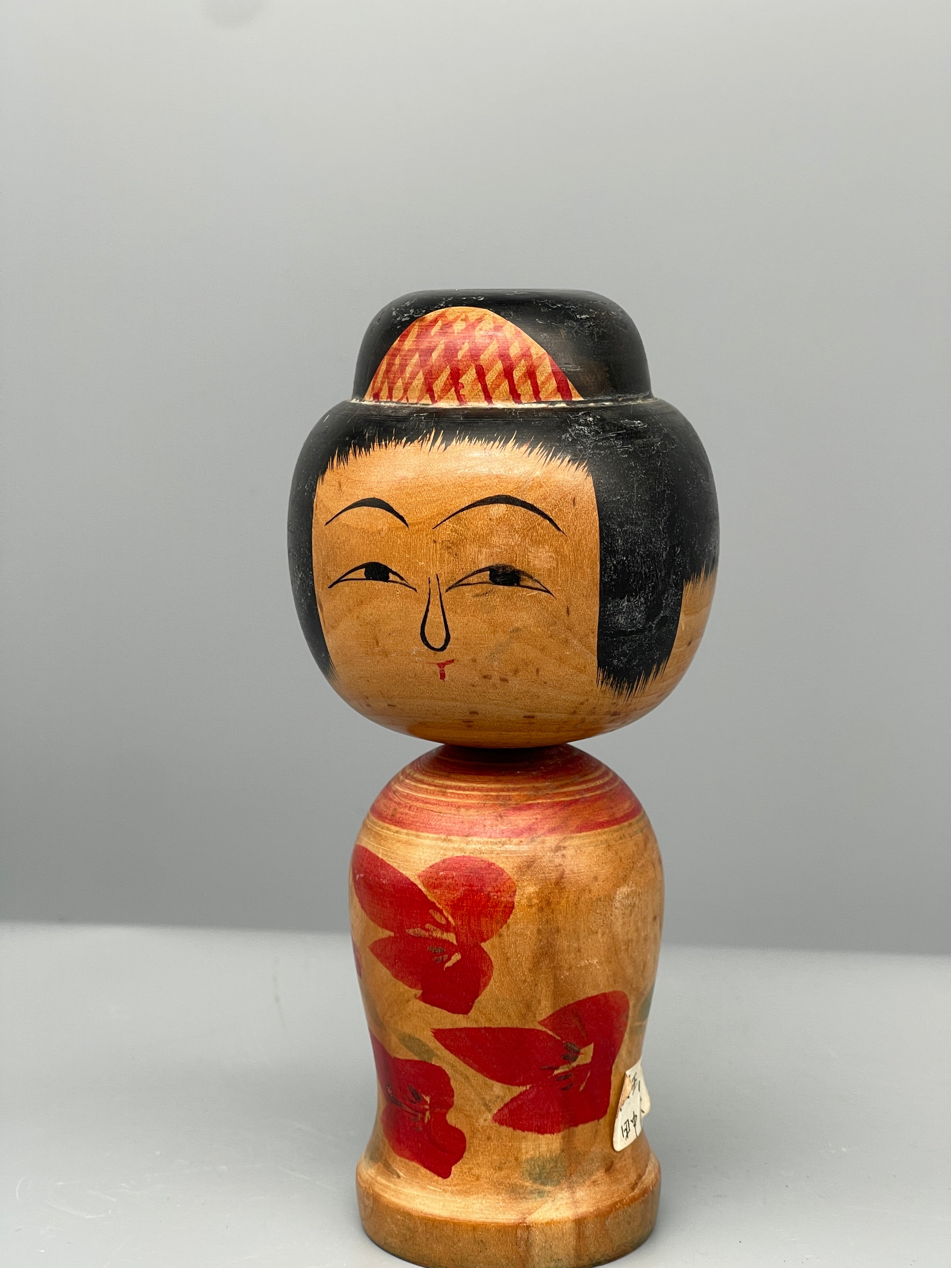 Vintage Japanese Zaō Takayu Kokeshi Doll, Chrysanthemum Motif
