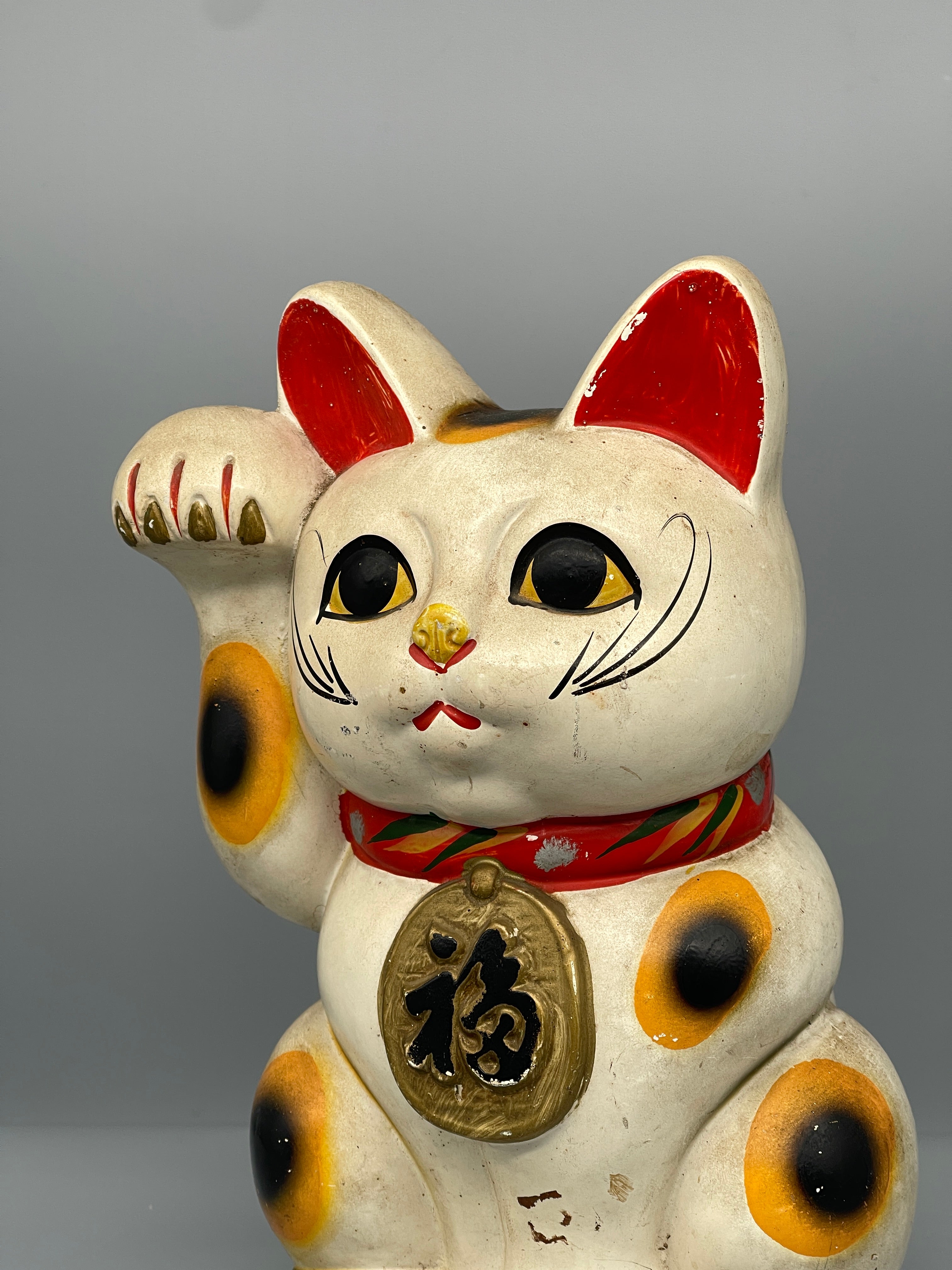 Small Vintage Japanese Ceramic Maneki Neko Money Box
